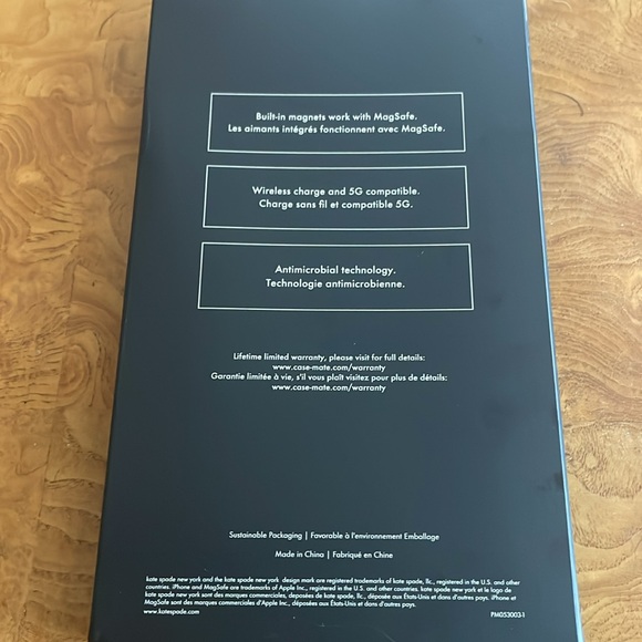 Kate spade New York iPhone 14 Pro Max phone case - Picture 2 of 4